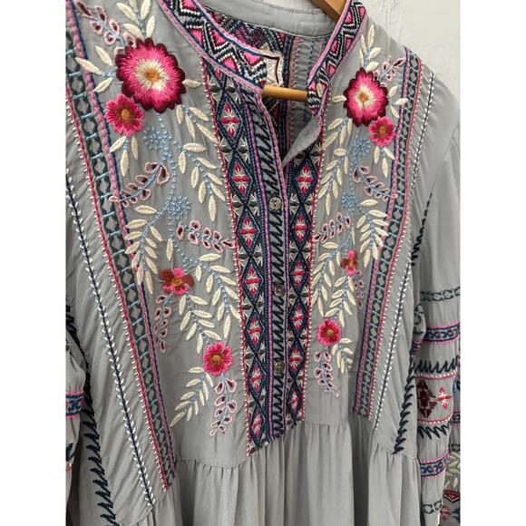 Johnny Was Ellie 100% Silk Boho Embroidered Wide Hem Dress Size XS - Picture 14 of 15